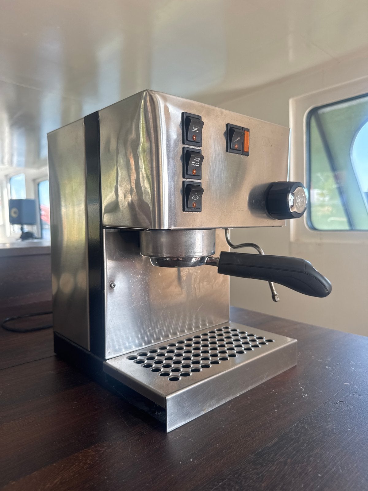 Rancilio Silvia Espressomachine - goedkoop maar top apparaat, Espresso apparaat, Refurbished, Gemalen koffie, Ophalen