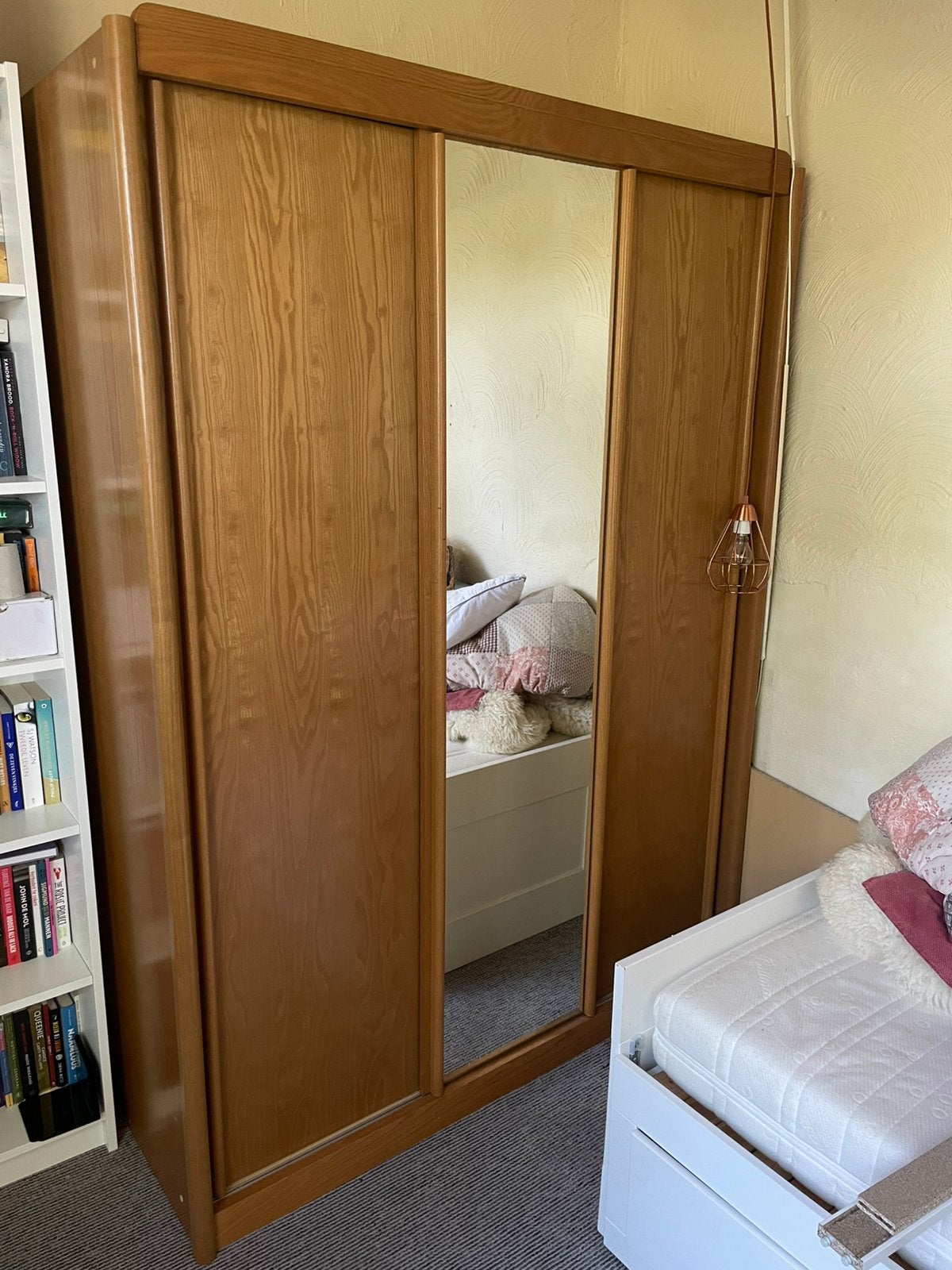 Gratis kast, Ophalen, Met deur(en), 100 tot 150 cm, 200 cm of meer