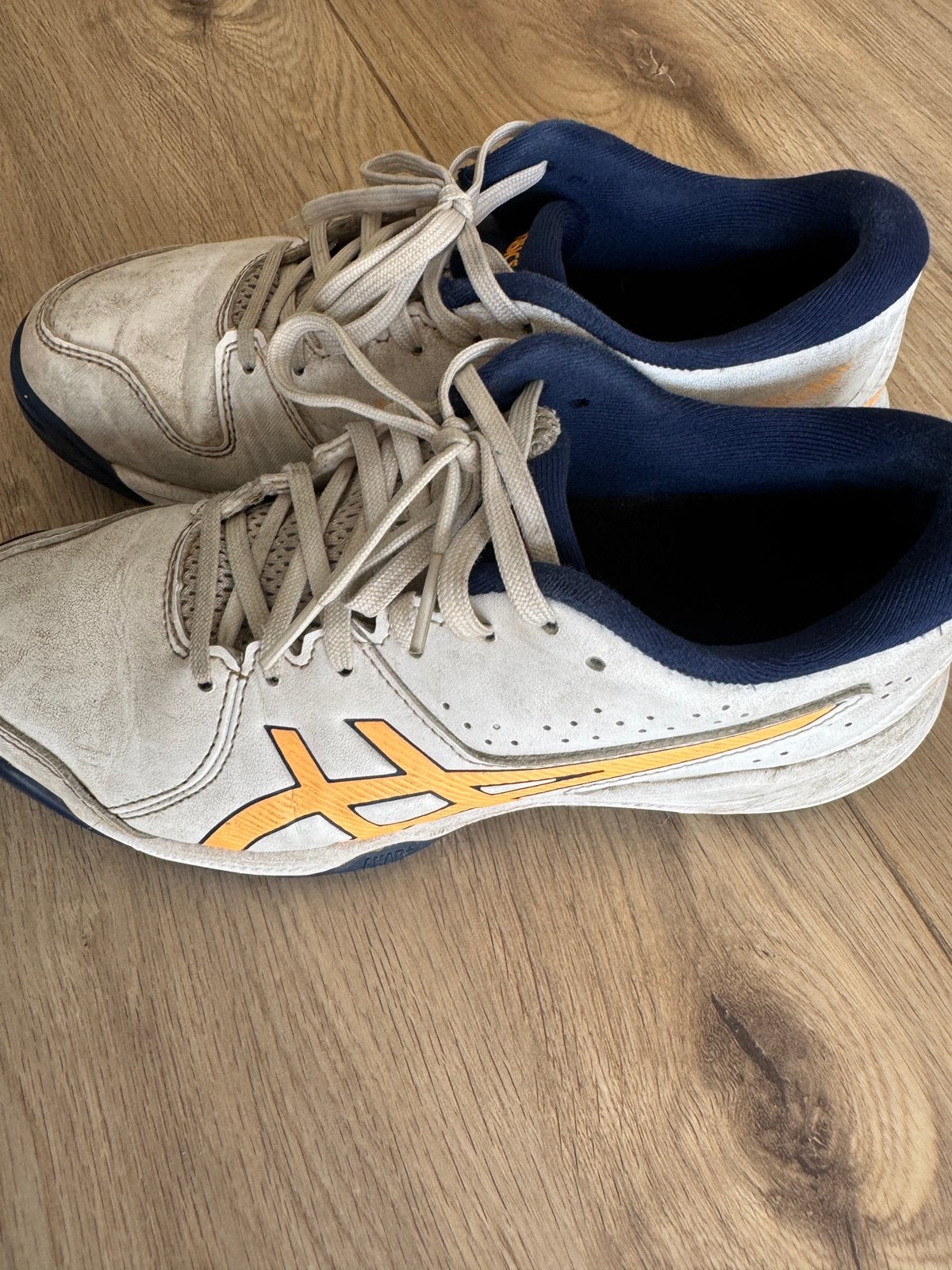 Asics hockeyschoenen maat 37,5, Ophalen of Verzenden, Gebruikt, Schoenen