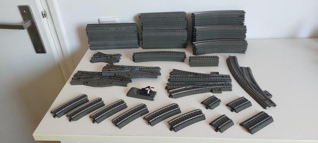 Groot aantal Märklin C Rails met Schade !!!, Wisselstroom, Gebruikt, Rails, Ophalen of Verzenden