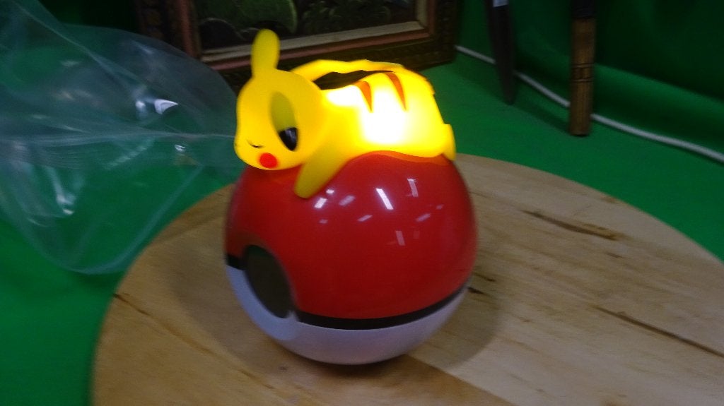 Pokémon Pikachu Radio Alarm Clock, Ophalen of Verzenden, Zo goed als nieuw, ., .
