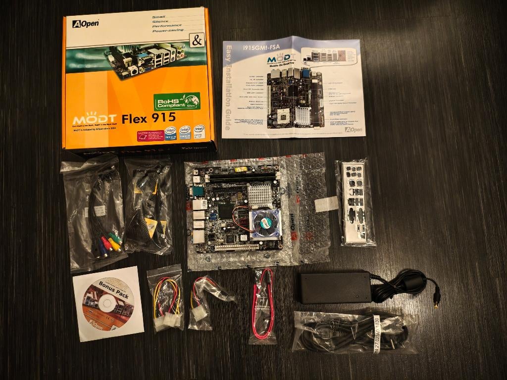 AOpen Flex 915 i915GMt-FSA Mini ITX Moederbord Intel M, Computers en Software, Moederborden, Ophalen of Verzenden, DDR4