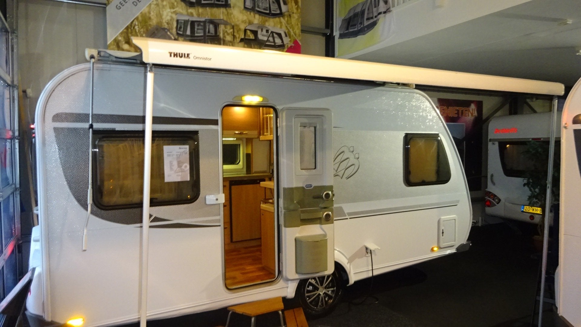 KNAUS Sudwind 450 FU 2014 Vastbed Rondzit Airco Mover Omnist, Caravans en Kamperen, Bedrijf, Knaus, Tot en met 4, Hordeur