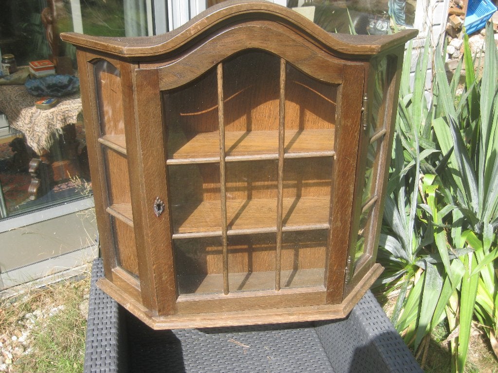 hangkastje, Ophalen
