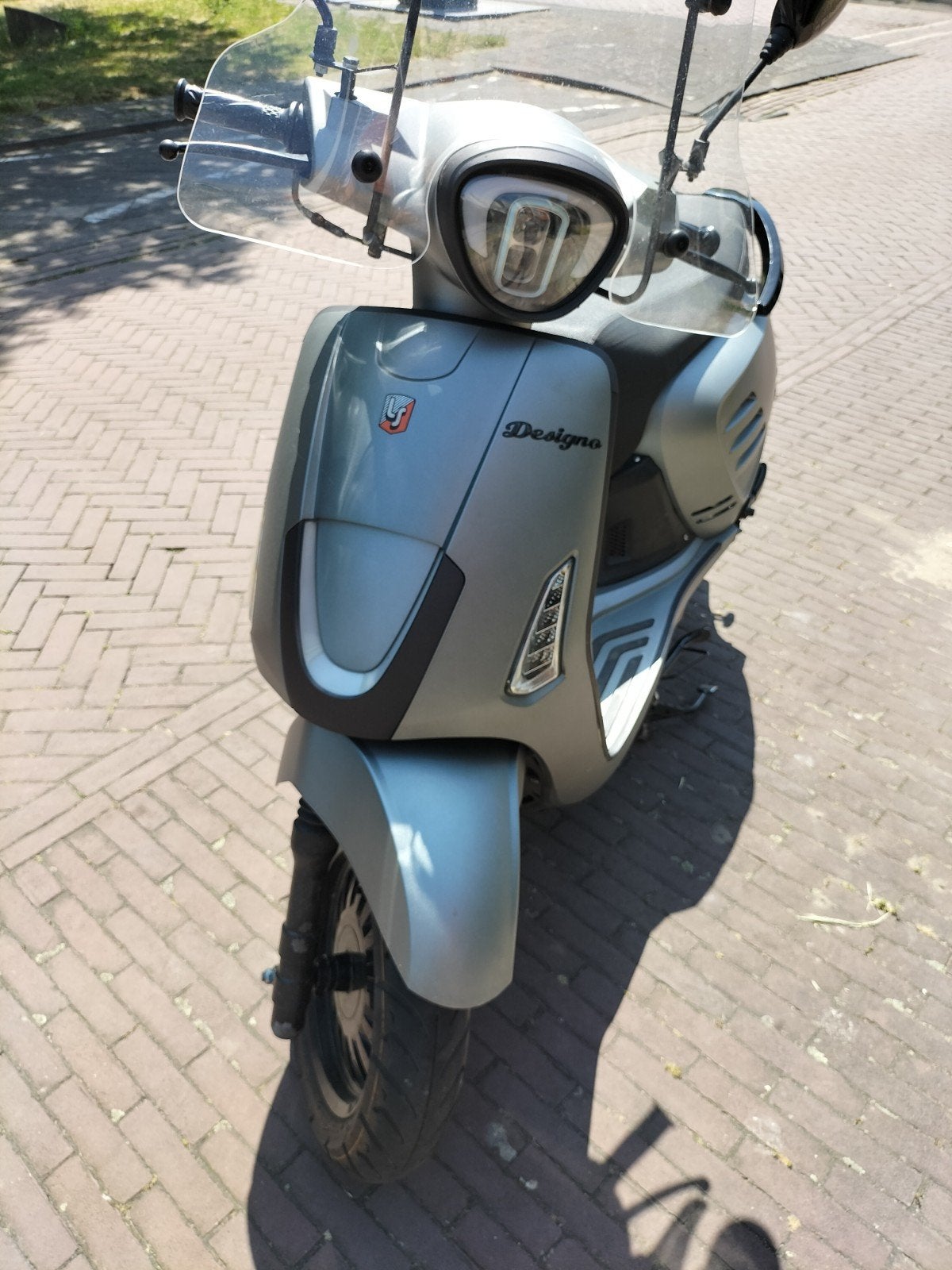 La souris Designo 2021, Fietsen en Brommers, Snorfietsen en Snorscooters, Gebruikt, Ophalen of Verzenden, Benzine