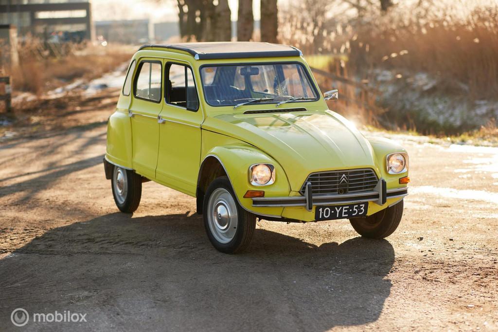 Dyane 6 Jaune Cedrat 108.850km 04-1976, Auto's, Oldtimers, Voorwielaandrijving, 602 cc, Zwart, Overige kleuren
