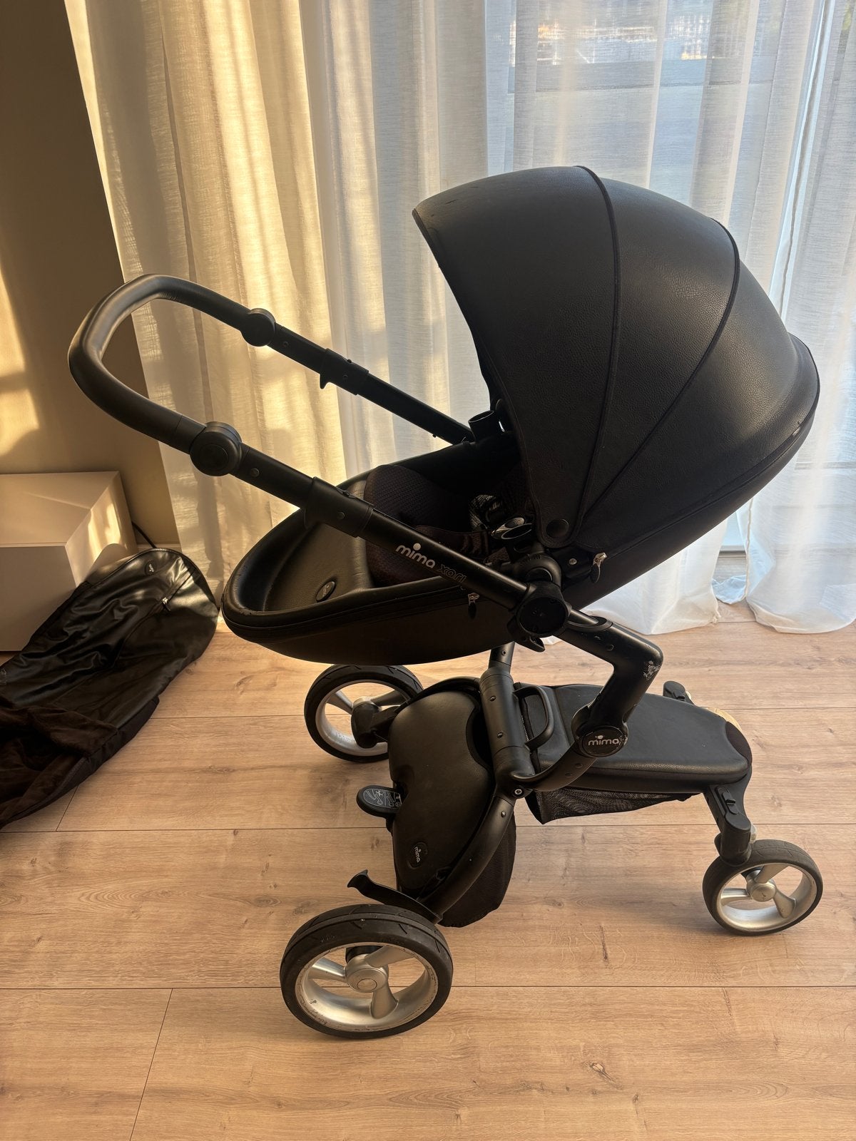 GRATIS (voor fles witte wijn) Mima Xari + maxicosi (3 in 1), Ophalen, Gebruikt, Kinderwagen, Overige merken