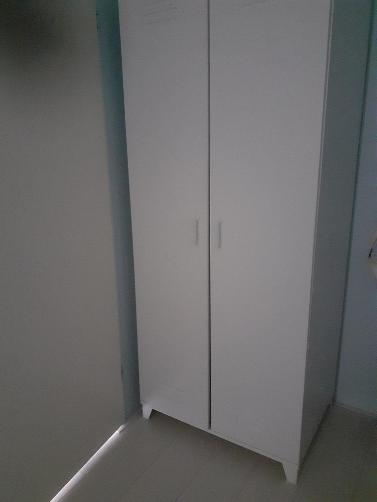 nog mooie kledingkast, Ophalen, Met deur(en), Gebruikt, 100 tot 150 cm