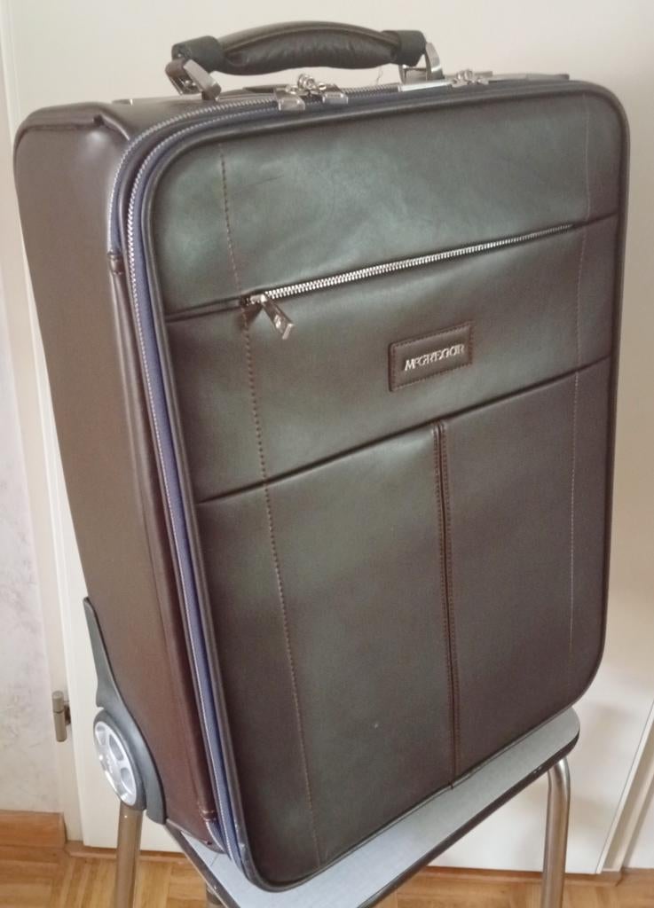Handbagage koffer, 50 tot 60 cm, Leer, Ophalen of Verzenden, Zo goed als nieuw