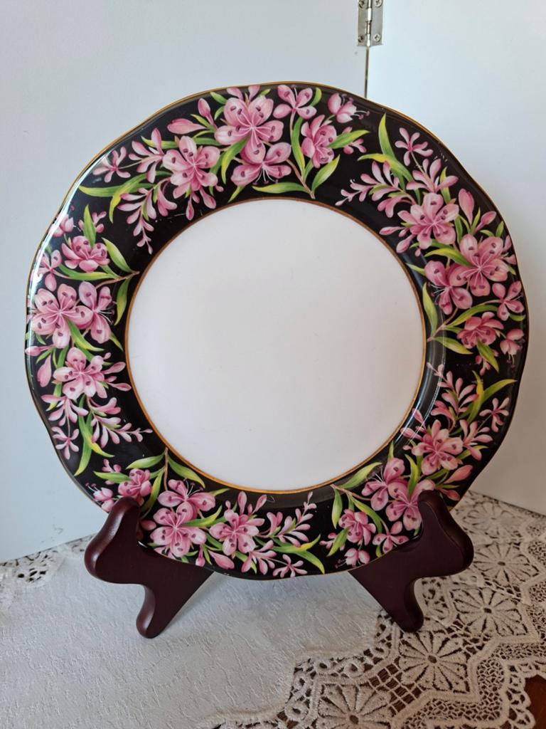 Royal Albert Provincial flowers Fireweed, Antiek en Kunst, Antiek | Servies los, Ophalen of Verzenden