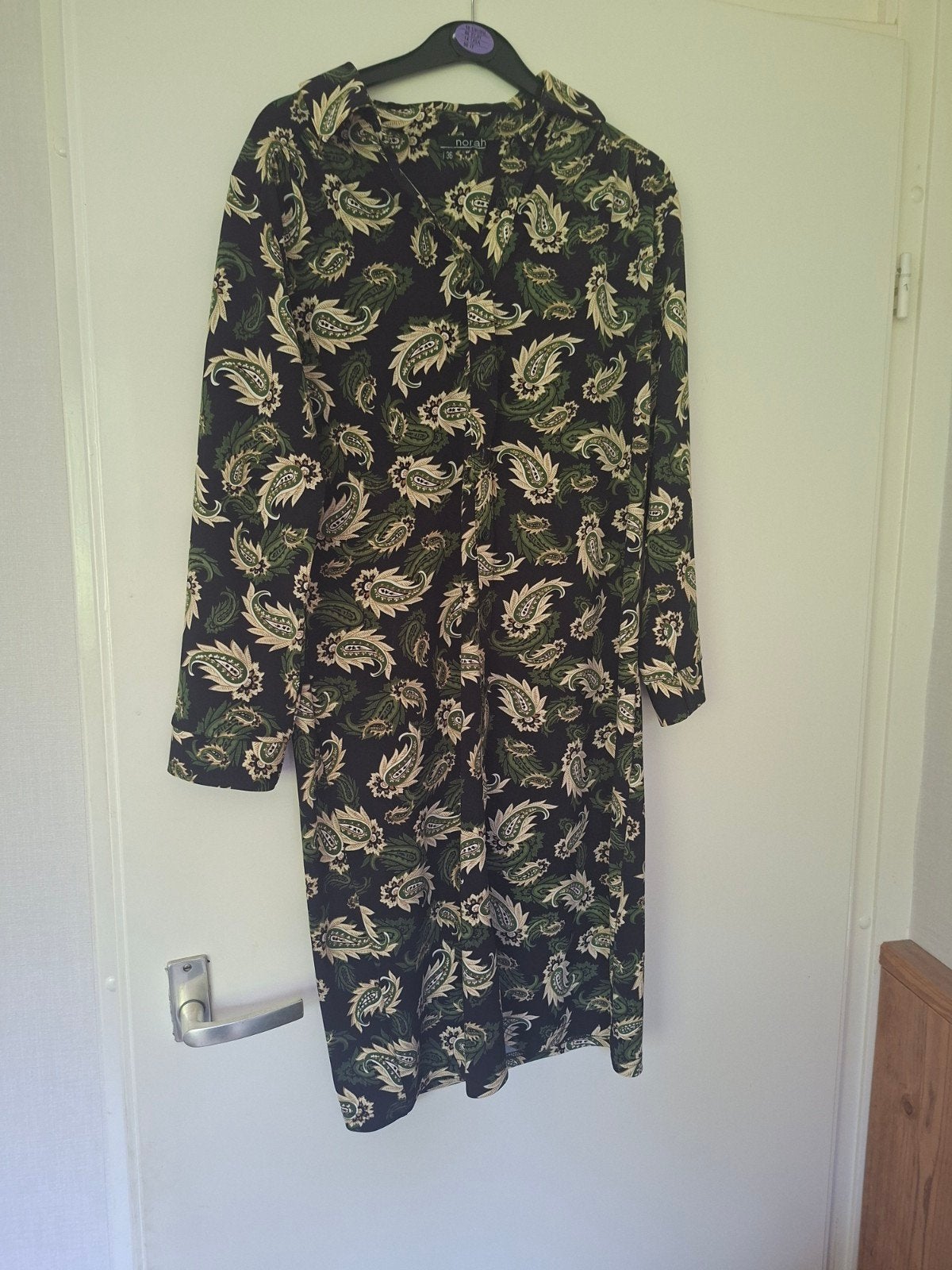 Pakket met middellange jurken, vest, trui en jasje, Ophalen of Verzenden, Zo goed als nieuw, Maat 36 (S), Boven de knie
