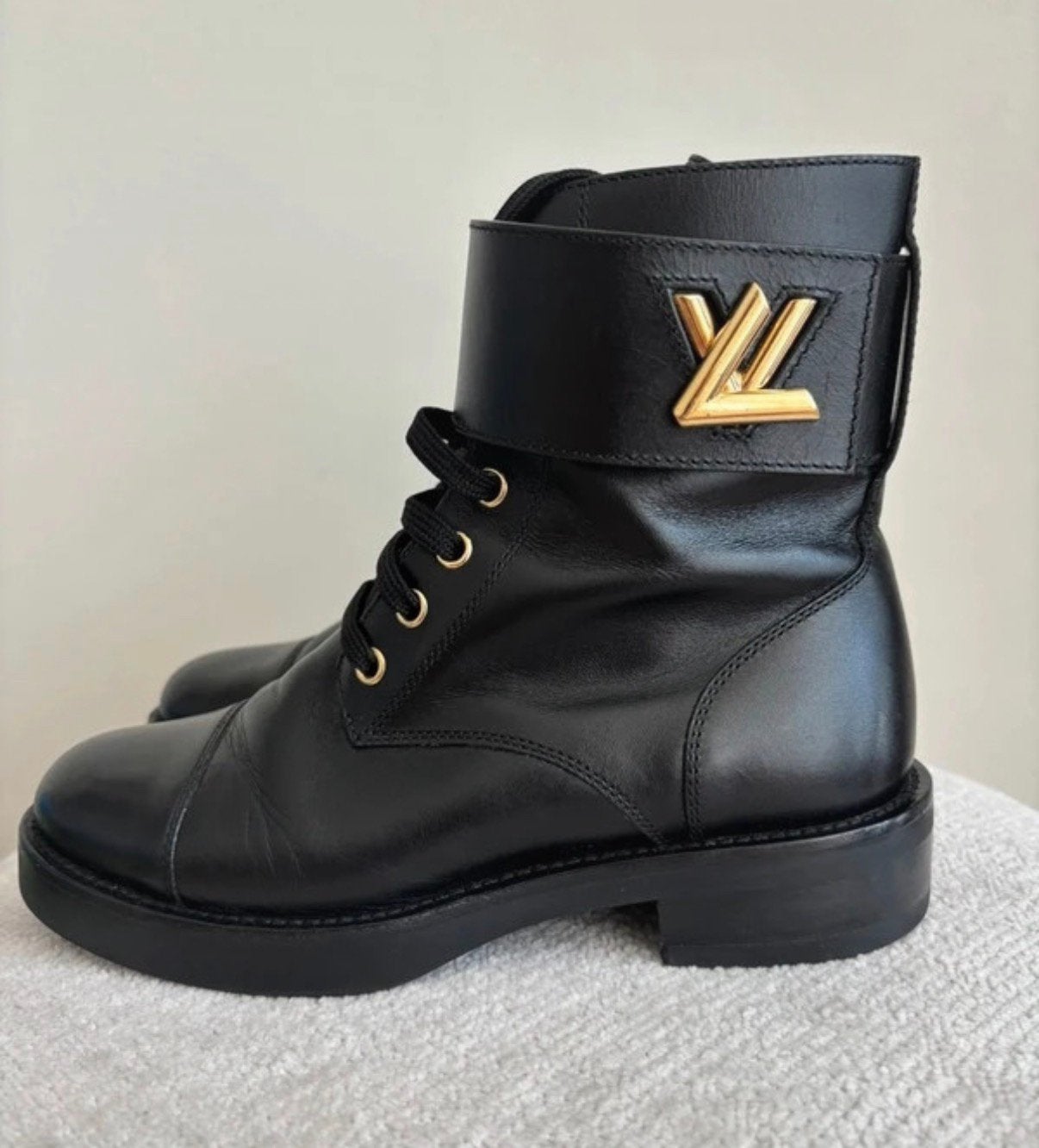 Louis Vuitton boots, Ophalen, Zo goed als nieuw, Zwart, Sneakers of Gympen