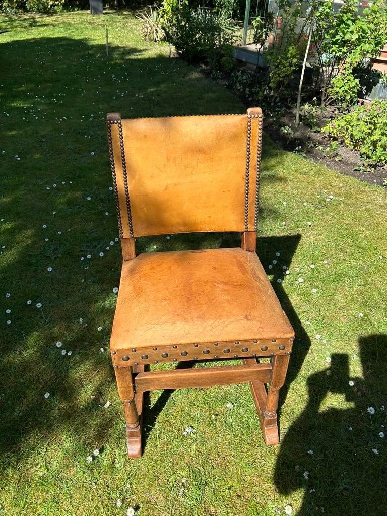 Antieke leren stoel. Moet snel weg!, Antiek en Kunst, Antiek | Meubels | Stoelen en Banken, Ophalen