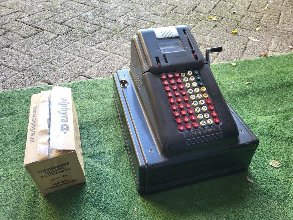 Vintage Victor Kassa - Decoratief en Uniek, Antiek en Kunst, Ophalen