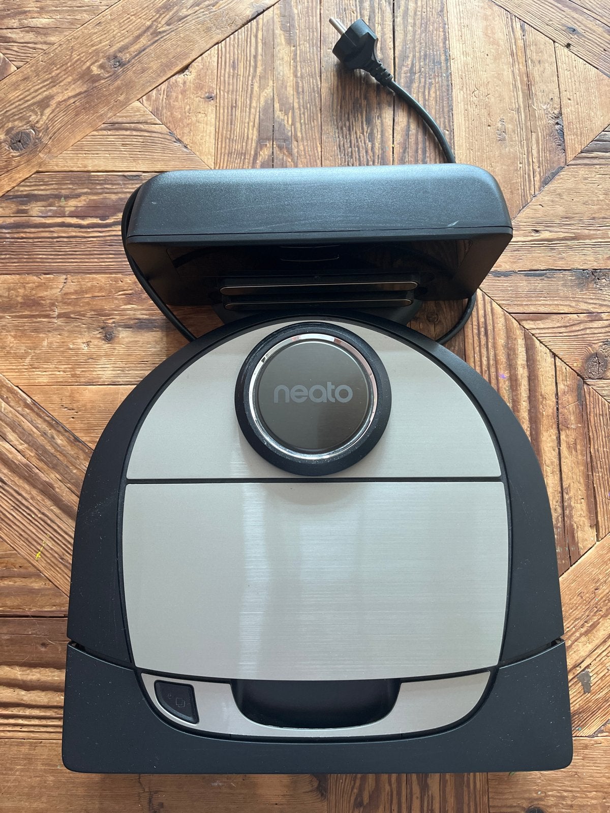 Neato Robotstofzuiger - Werkt perfect, app-licentie verlopen, Witgoed en Apparatuur, Stofzuigers, Gebruikt, Slimme navigatie, Ophalen of Verzenden