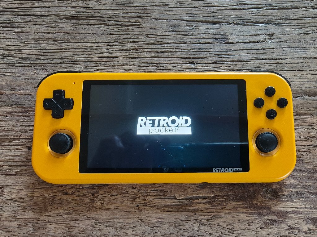 Retroid Pocket 3+ Geel Android Retro Handheld, Ophalen of Verzenden, Retroid, Gebruikt