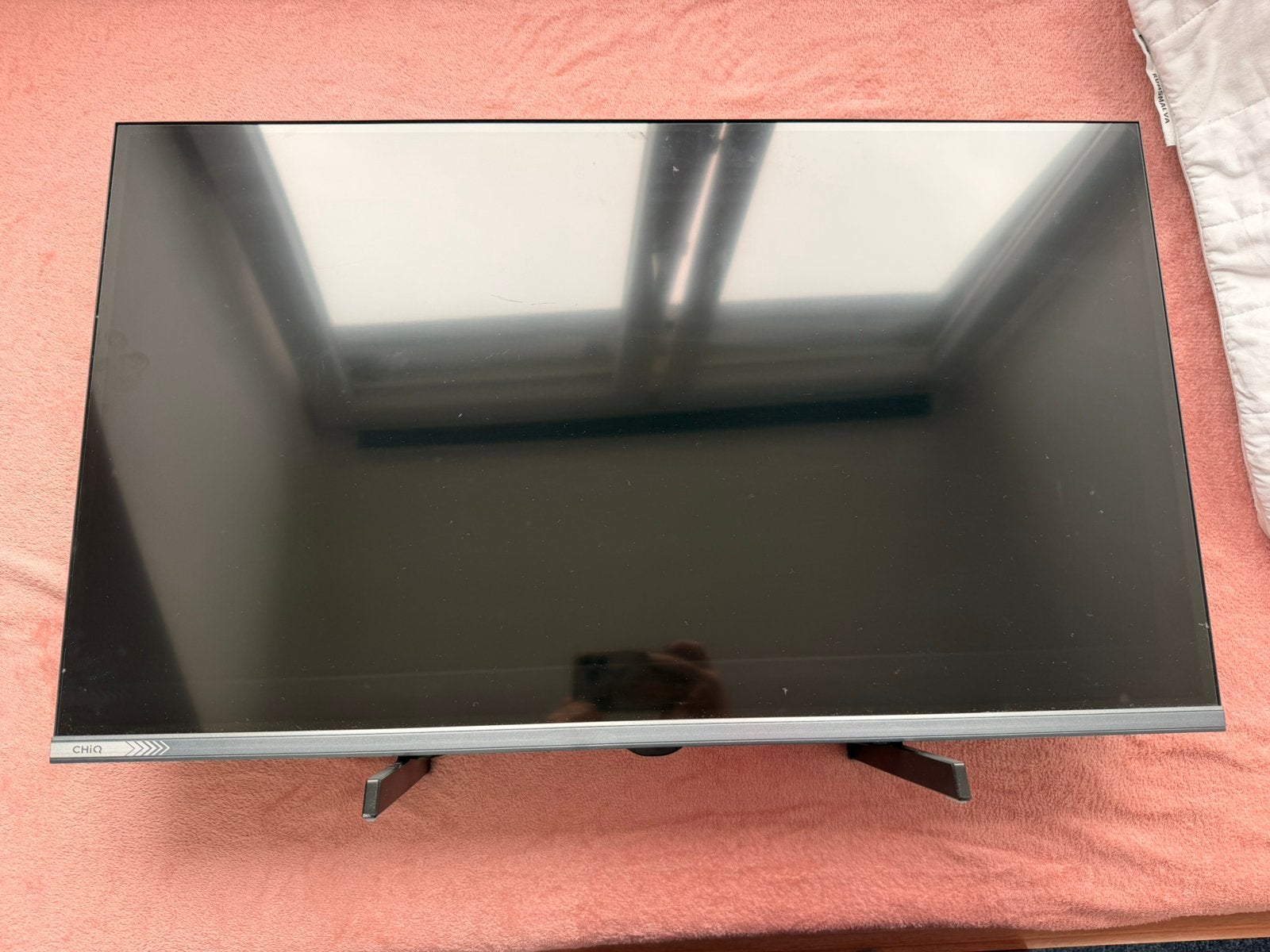 CHiQ L32M8G 32 inch LED TV – zo goed als nieuw, Ophalen, Zo goed als nieuw, 50 Hz, Overige merken