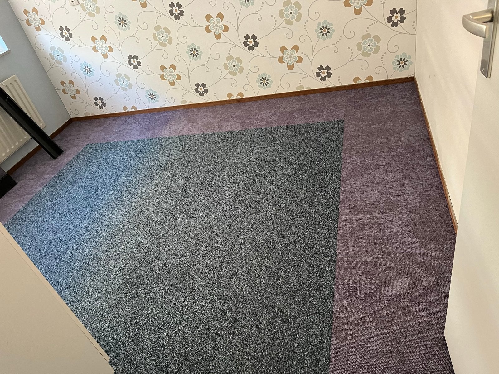 Tapijttegels, blauw met lila erin en lila, Ophalen, Gebruikt, 50 tot 100 cm, Blauw