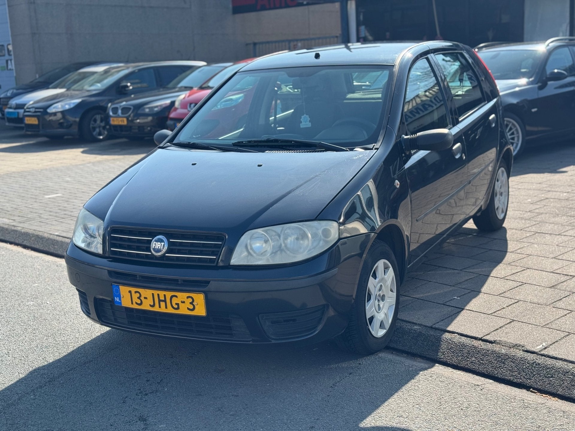 Fiat Punto 1.2 Active, Voorwielaandrijving, Gebruikt, 4 cilinders, 850 kg