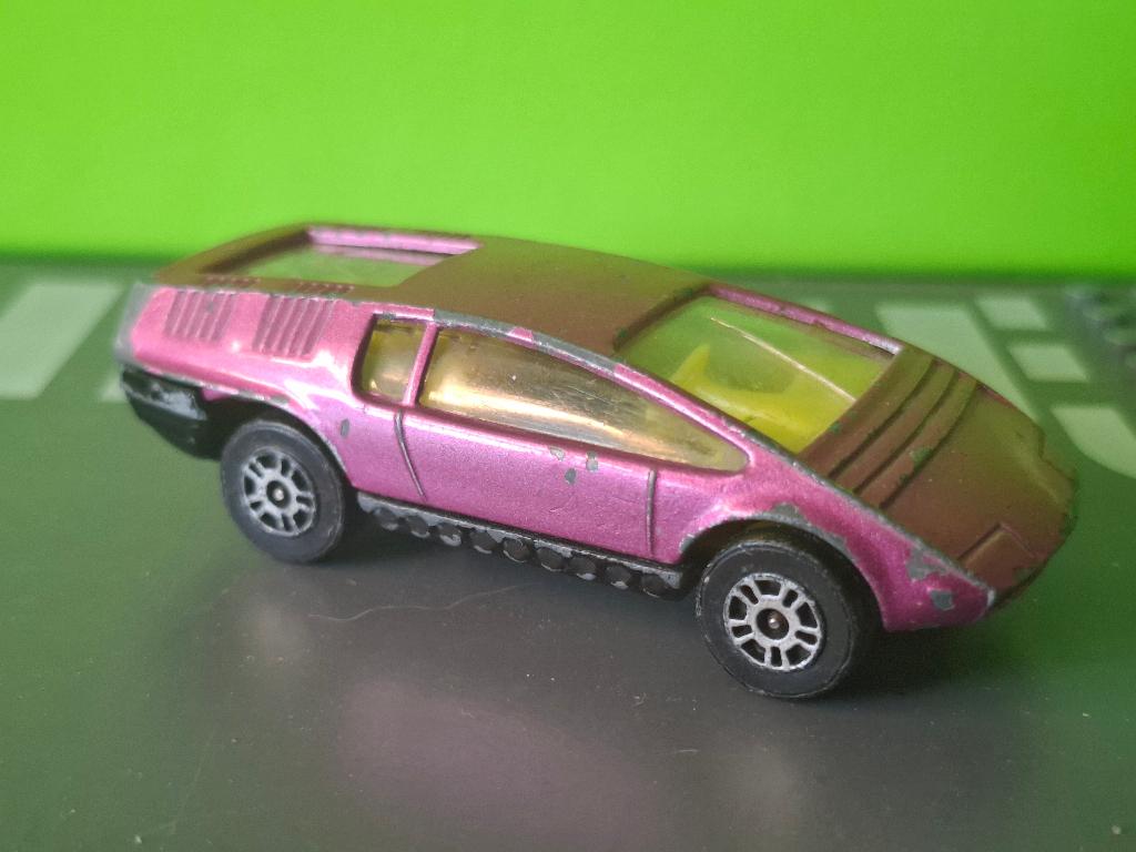 Corgi Juniors - Ital Design Bizzarrini Manta [lila] 1/60, Ophalen of Verzenden, Gebruikt, Auto