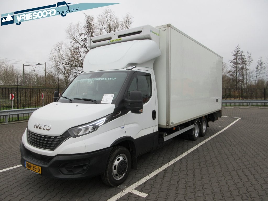 IvecoDaily 4x2 BE COMBI !, Auto's, Automaat, Achterwielaandrijving, Euro 6, Iveco