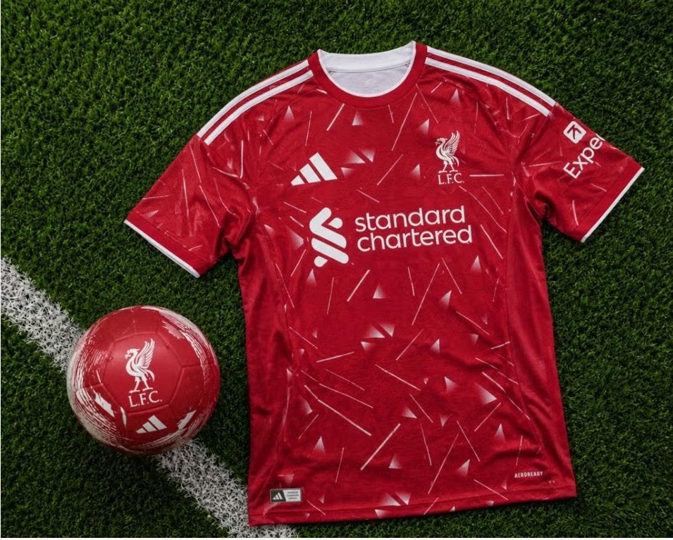 liverpool 26/27 tenue, Sport en Fitness, Voetbal, Maat L, Ophalen of Verzenden, Nieuw, Shirt