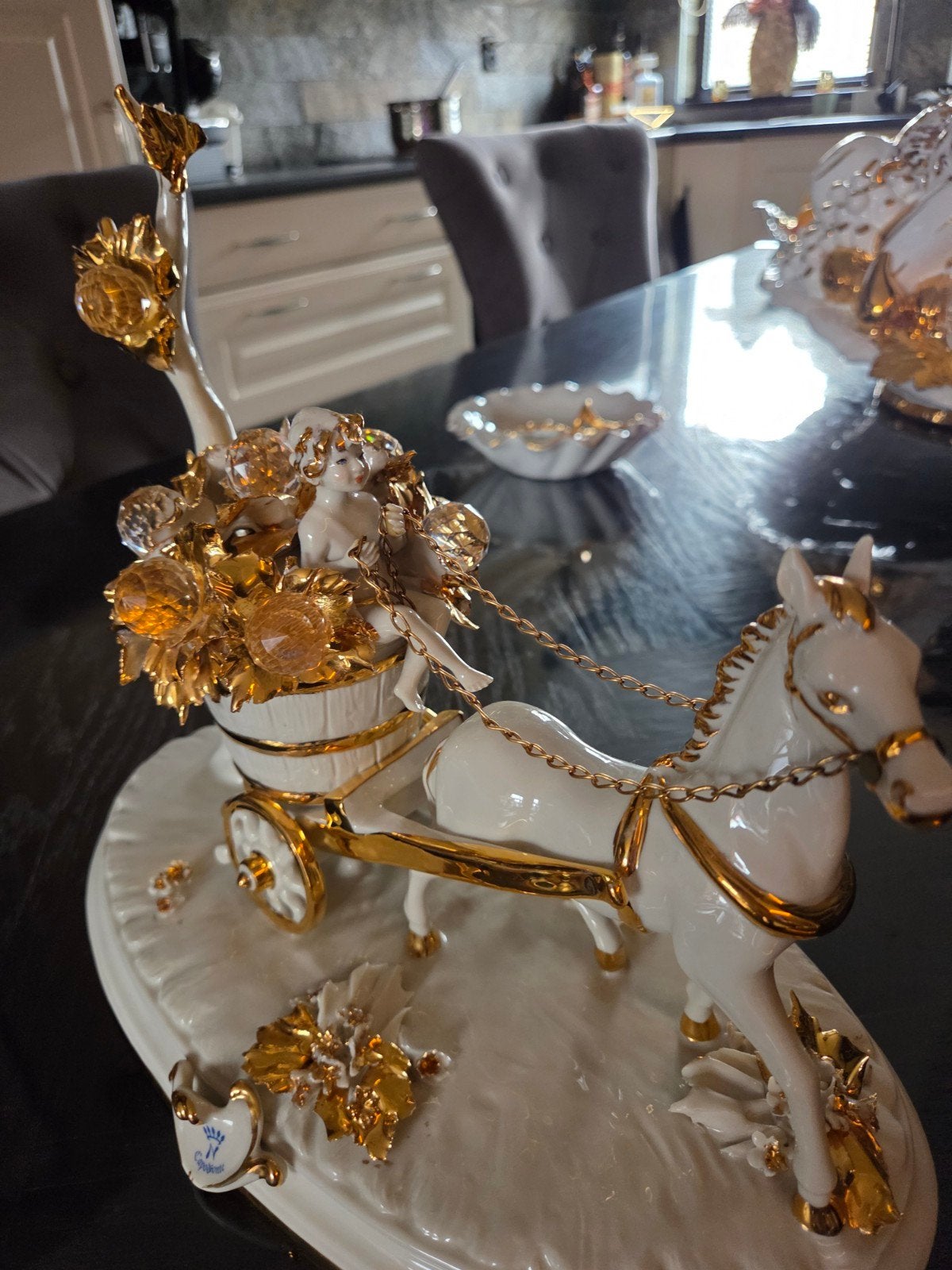 Capodimonte paard met wagen en engel, Ophalen