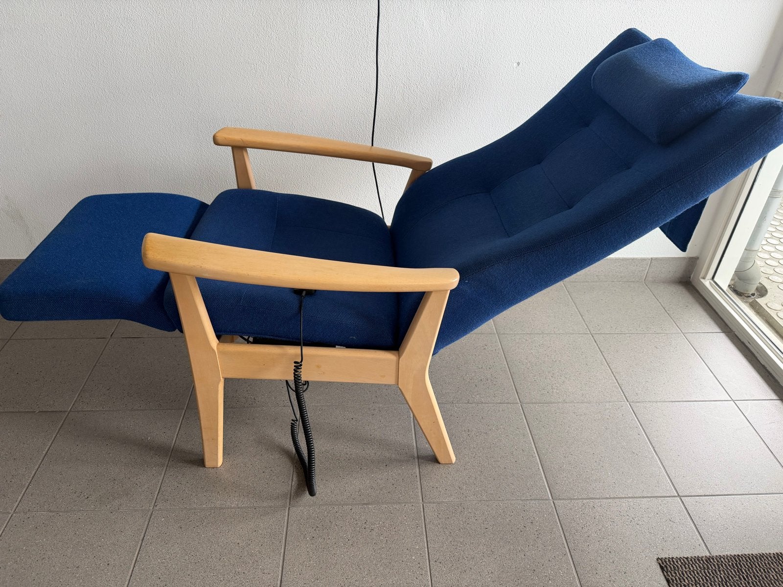 Farstrup 5080 Plus Elektrische Relaxfauteuil - Kobaltblauw, Ophalen, 75 tot 100 cm, Zo goed als nieuw, Stof