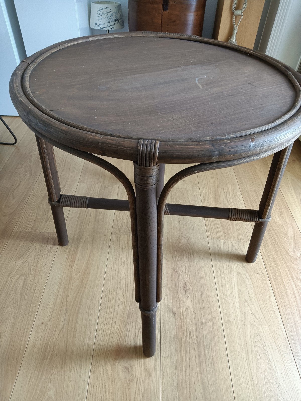 Bohemian/Vintage/Retro stijl Rotan Bijzettafel. Jaren 70-tig, Huis en Inrichting, Tafels | Bijzettafels, Ophalen, Gebruikt, Rond