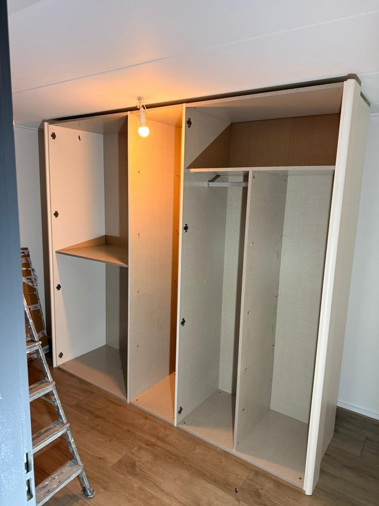 Moderne complete slaapkamer set – zo goed als nieuw, Ophalen of Verzenden, Zo goed als nieuw