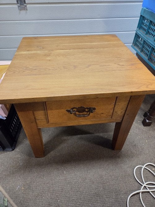 bijzettafel/ salontafel eiken massief, Ophalen of Verzenden, 'T Olde Gre-j, Info@toldegrej.nl, Endepoelstraat 20f Didam