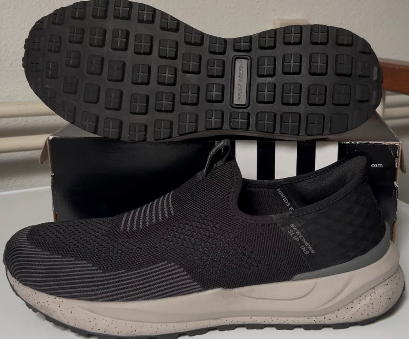 Comfortabele Skechers herenschoenen maat 46, Ophalen, Zo goed als nieuw, Zwart, Sneakers of Gympen