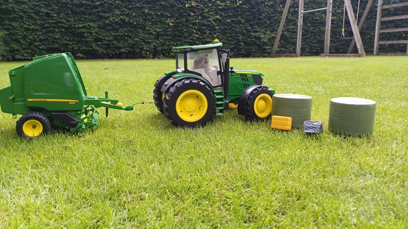 John Deere Tractor met Balenpers en Balen Speelgoedset, Ophalen of Verzenden, Gebruikt