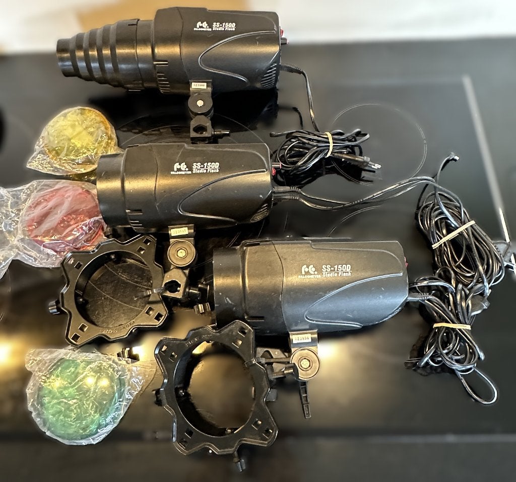 3 x falconeyes ss-150d studio flash lampen kleurfilters beug, Ophalen, Zo goed als nieuw, Overige merken, Complete fotostudio
