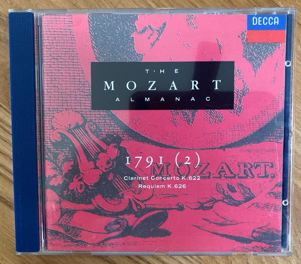 CD Mozart Almanac - Clarinet Concerto K622, Requiem K 626, Cd's en Dvd's, Cd's | Klassiek, Mozart, Ophalen of Verzenden, Zo goed als nieuw