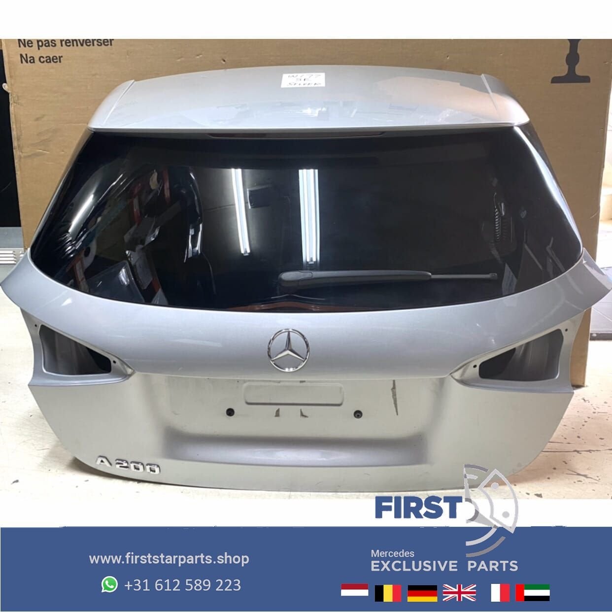W177 A KLASSE AMG ACHTERKLEP ZILVERGRIJS COMPLEET MET DONKER, Gebruikt, Ophalen of Verzenden, Achter, -