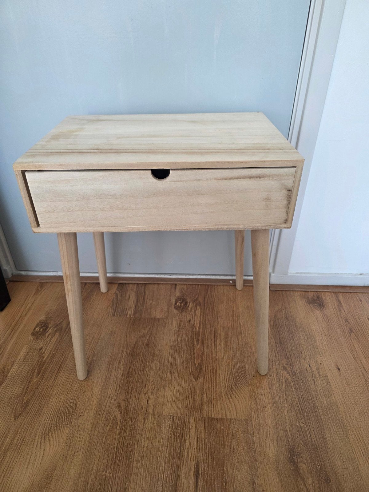 Klein houten tafeltje met lade, Huis en Inrichting, Tafels | Bijzettafels, Minder dan 55 cm, Gebruikt, Rechthoekig, Hout