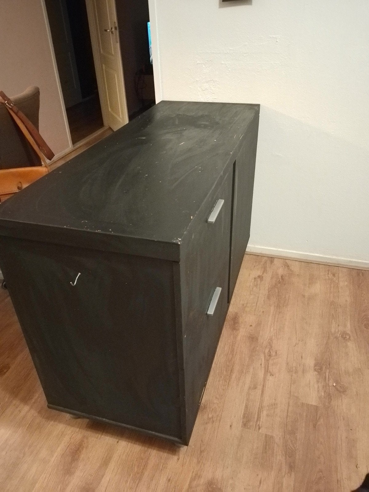 Zwarte kast, Ophalen, Gebruikt, 25 tot 50 cm, Overige houtsoorten