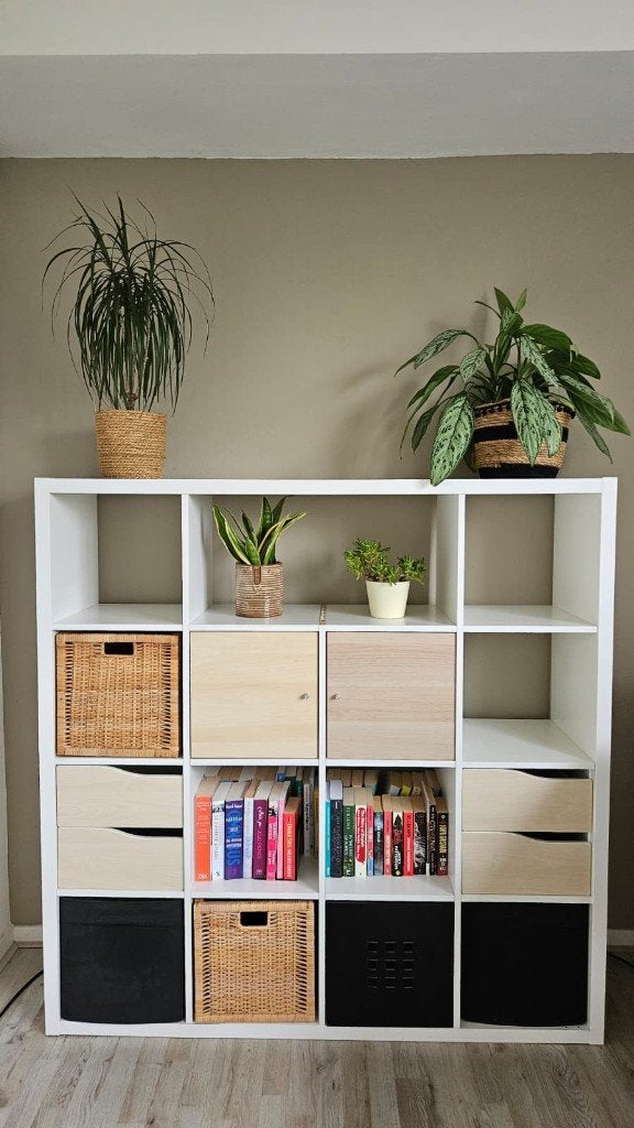 Ikea Kallax 16vaks wit inclusief deurtjes, lades, manden, Huis en Inrichting, Kasten | Wandmeubels, Ophalen, Gebruikt, Met deur(en)