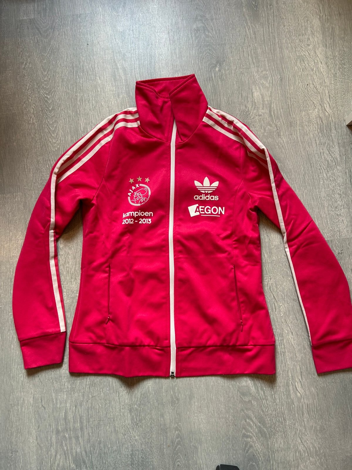 Roze Ajax kampioen 2012/2013 jasje, Verzamelen, Sportartikelen en Voetbal, Verzenden, Zo goed als nieuw, Ajax, Overige typen
