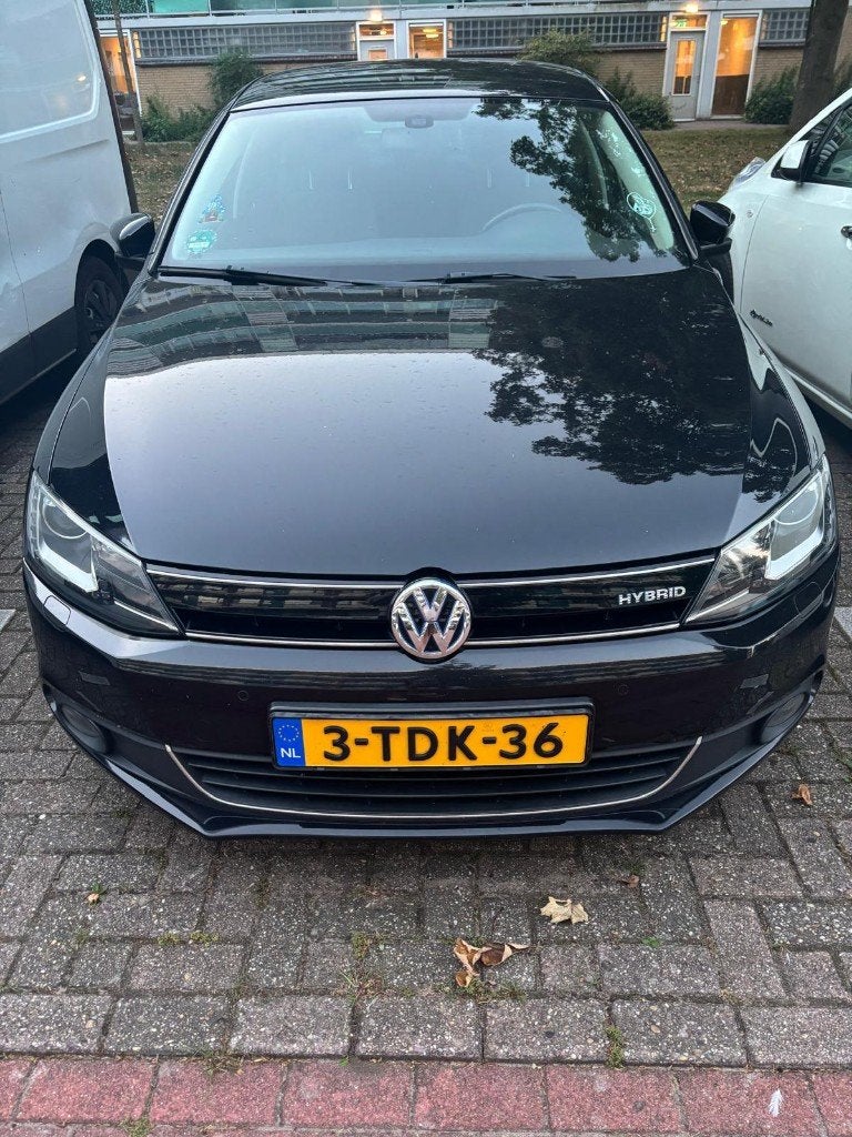 Volkswagen Jetta 1.4 TSI Hybrid 170pk 7-DSG 2013 Zwart, Auto's, Volkswagen, Stof, Euro 6, 4 cilinders, Zwart