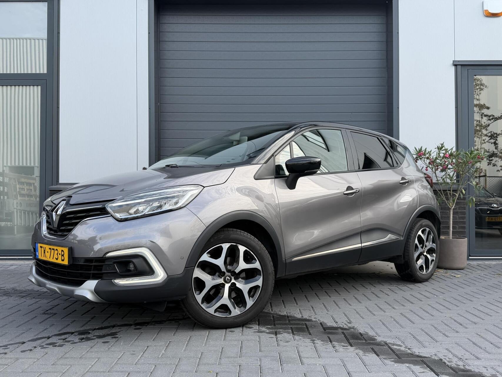 Renault Captur 1.2 TCe Intens, Stof, Gebruikt, 4 cilinders, 635 kg