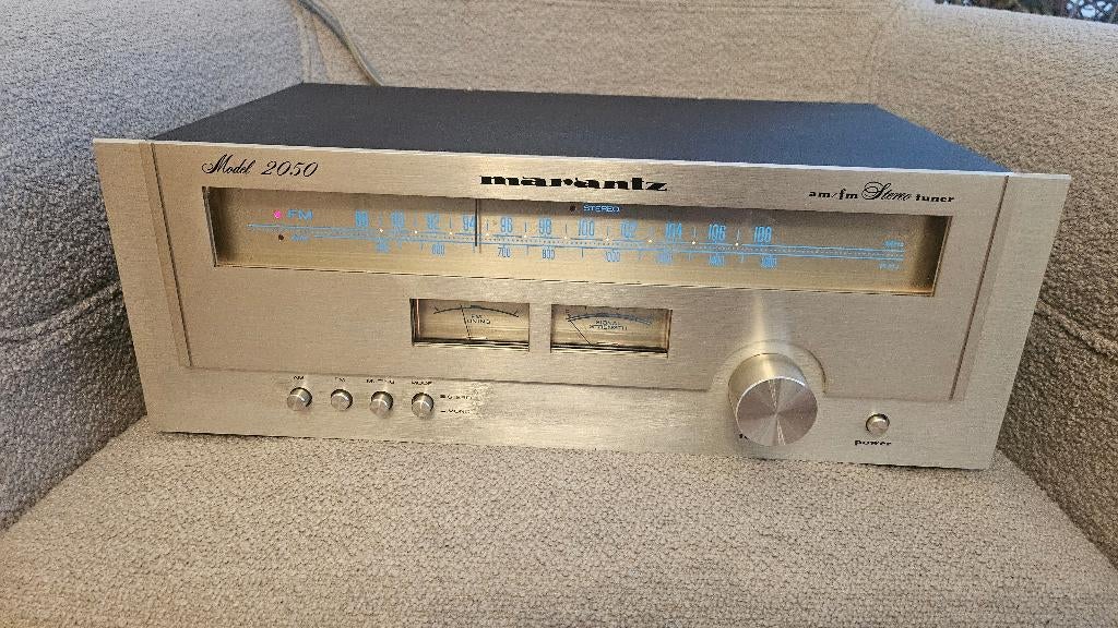 Marantz Model 2050 AM/FM Stereo Tuner, Ophalen of Verzenden, Gebruikt, Analoog