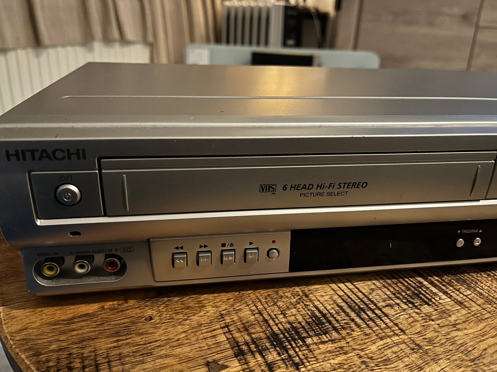 Hitachi DVD en VHS speler videorecorder Combo DV-PF4E(UK), Ophalen, Gebruikt, Overige merken