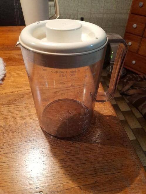 maatbeker van plastic met deksel, Ophalen of Verzenden