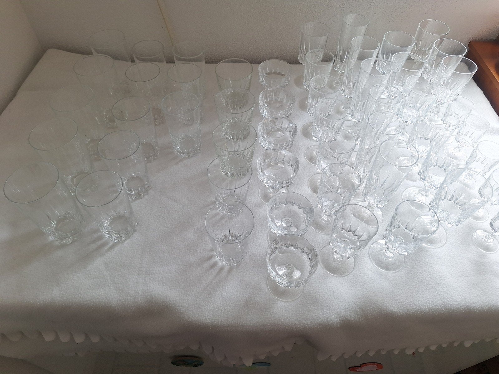 58-delig kristallen servies: glazen en schalen, Ophalen