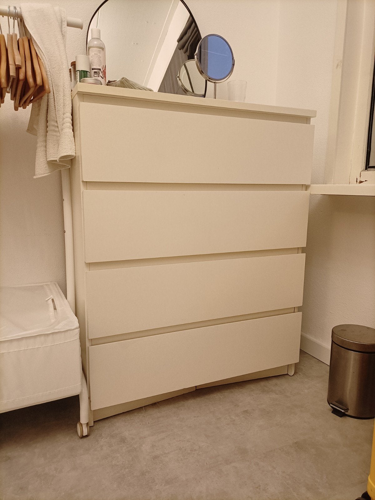 IKEA MALM Ladekast met lichte schade aan de plint, Ophalen, Gebruikt, 5 laden of meer, 50 tot 100 cm