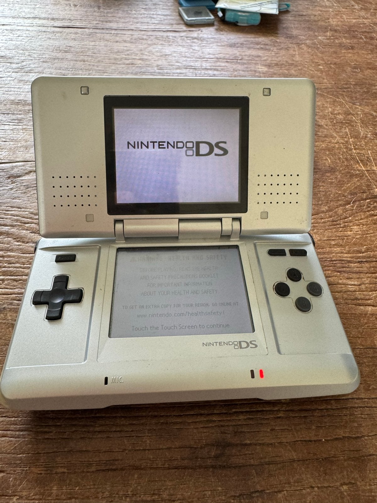 Nintendo DS Phat - Zilver - Goede staat, Spelcomputers en Games, Spelcomputers | Nintendo DS, Ophalen, Gebruikt, Zilver, DS Original of Phat