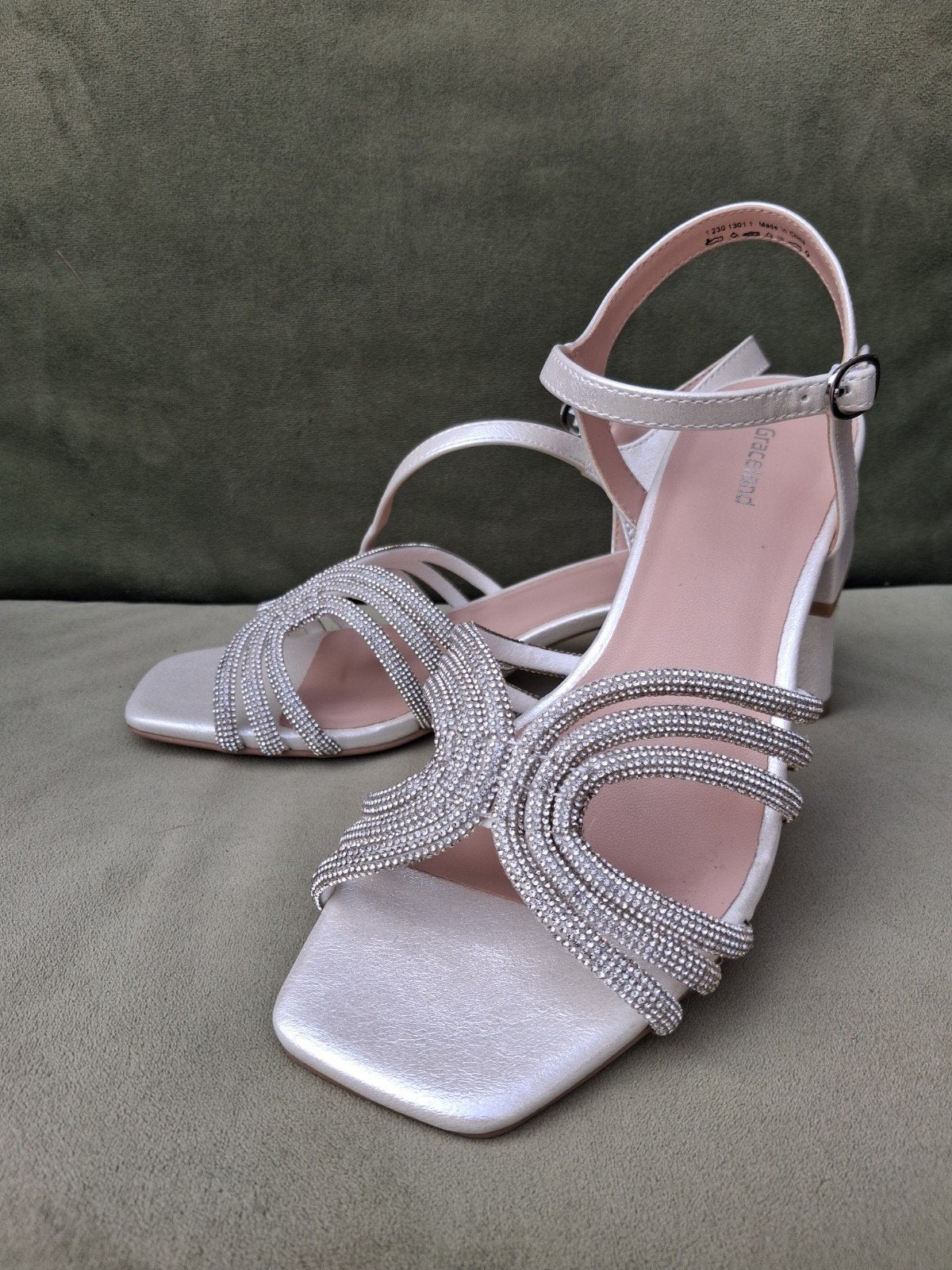 (bruids) sandalen ivoor maat 38 van haren, Wit, Nieuw, Graceland, Sandalen of Muiltjes