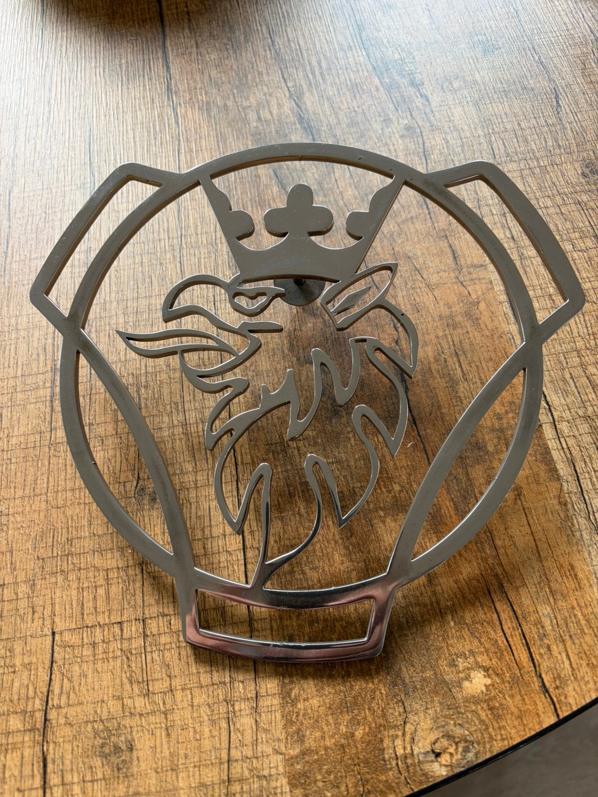 Scania embleem RVS LOGO  Het bekende embleem met Griffioen., Verzamelen, Ophalen of Verzenden, Gebruikt, Overige typen